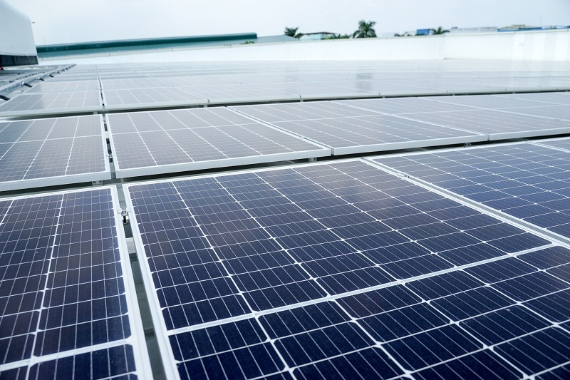 Sôi động ‘chốt đơn’ dự án điện mặt trời, giá từ hàng chục đến ngàn tỉ đồng