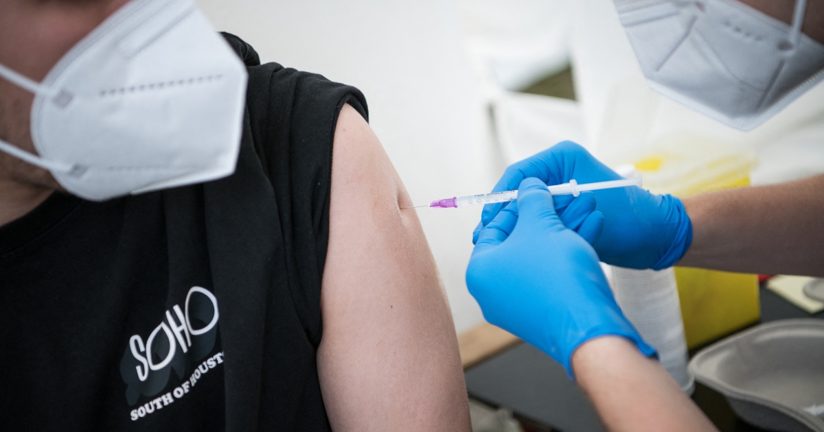 Những điều cần biết về liều vaccine COVID-19 tăng cường